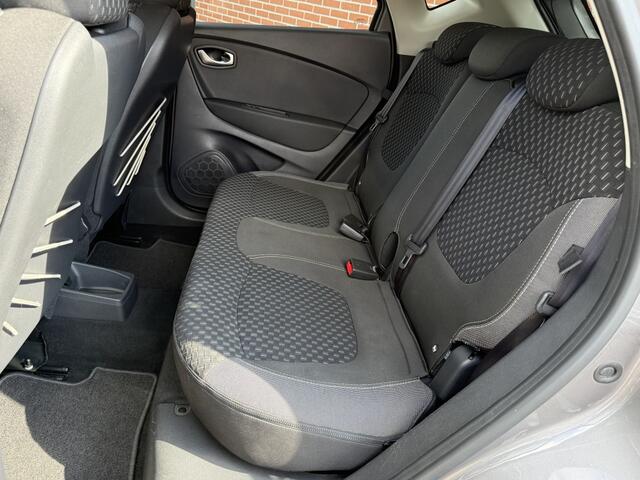 Renault CAPTUR 1.2 TCe Bose AUTOMAAT NAVI CLIMA CAMERA PDC CRUISE