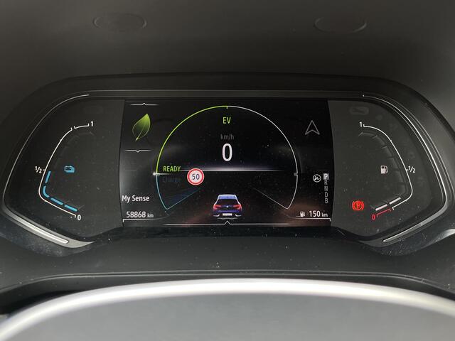 Renault CAPTUR 1.6 E-Tech Hybrid 145 Intens | Trekhaak | Achteruitrijcamera | Navigatie | Climate Control |