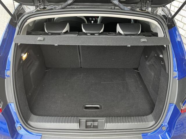 Renault CAPTUR 1.6 E-Tech Hybrid 145 Intens | Trekhaak | Achteruitrijcamera | Navigatie | Climate Control |