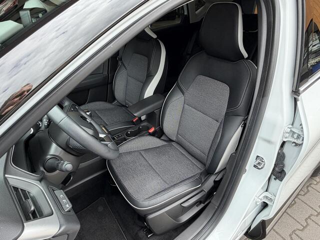 Renault CAPTUR 1.3 mild hybrid 140 techno Camera, Apple Carplay.