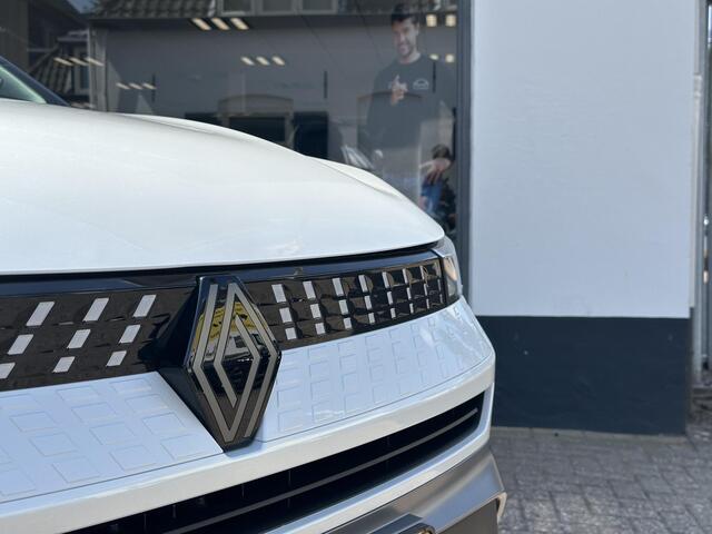 Renault CAPTUR 1.8 E-Tech full hybrid 160 esprit Alpine | Nieuwe Nederlandse auto | Pack Light & Sound | Rijklaarprijs!! | Prachtige kleur blanc Nacre / Noir | Reservewiel | Harman Kardon geluidssysteem |
