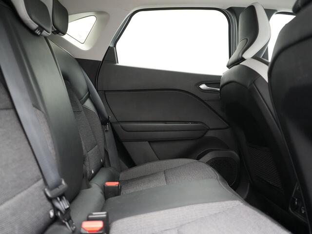 Renault CAPTUR 1.6 E-Tech PHEV Intens 160pk | Camera | Apple Carplay | Cruise Control | Keyless | Sportstoelen Verwarmd | Virtual | Navigatie | DAB | 18"L.M | | Plug In Hybrid |