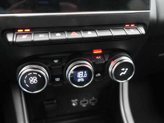 Renault CAPTUR 1.6 E-Tech PHEV Intens 160pk | Camera | Apple Carplay | Cruise Control | Keyless | Sportstoelen Verwarmd | Virtual | Navigatie | DAB | 18"L.M | | Plug In Hybrid |