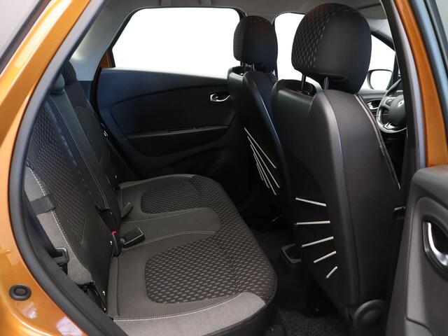 Renault CAPTUR TCe 90pk Intens | Trekhaak | Lichtsensor | Regensensor | Cruise control |