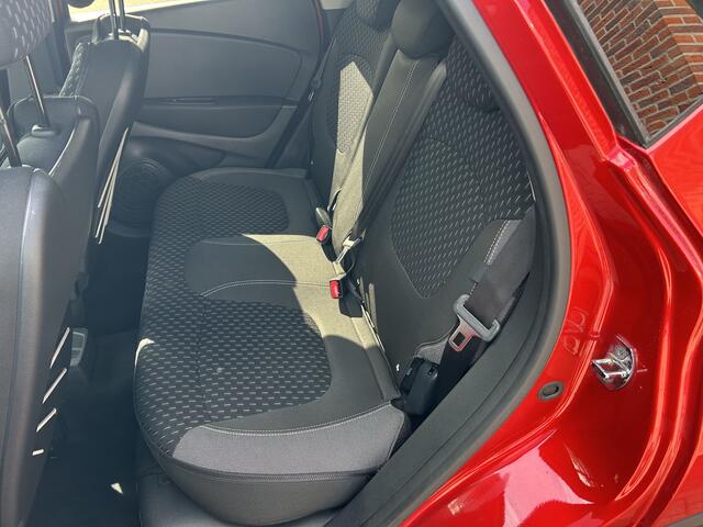 Renault CAPTUR 1.2 TCe Intens/Automaat
