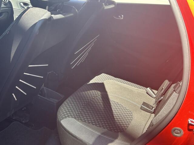 Renault CAPTUR 0.9 TCe Intens | Navigatie | Camera | Trekhaak | Climate Control |