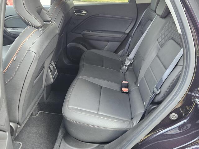 Renault CAPTUR 1.3 TCe 155 Initiale Paris / Trekhaak ( 1500KG ) / 1e Eigenaar / Dealer Onderhouden / BOSE / Cruise Control Adaptief / Navigatie / Carplay / Android Auto /
