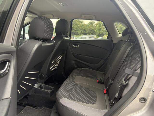 Renault CAPTUR 1.2 TCe Intens 120pk,1e Eigenaar,Camera,Trekhaak,Carplay,Pdc,Clima,Cruise,Dealer Onderhouden,6 Bak,Lm velgen,Dodehoek,N.A.P,Nieuwe Apk bij Aflevering