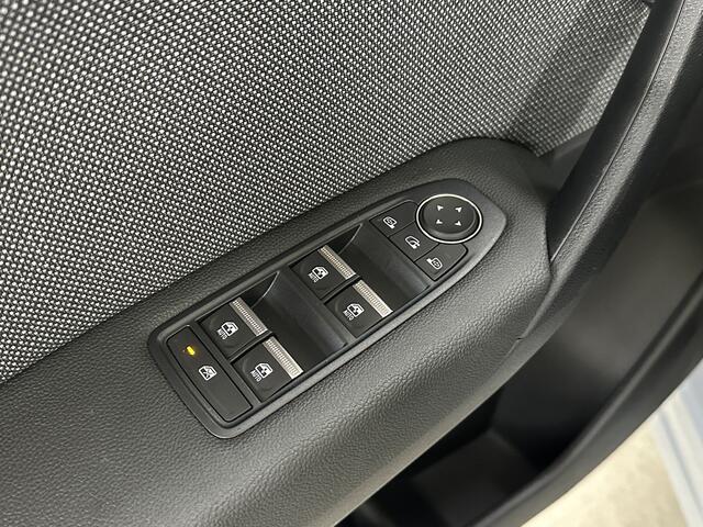 Renault CAPTUR 1.8 E-Tech full hybrid 160 techno | Winter Pack |