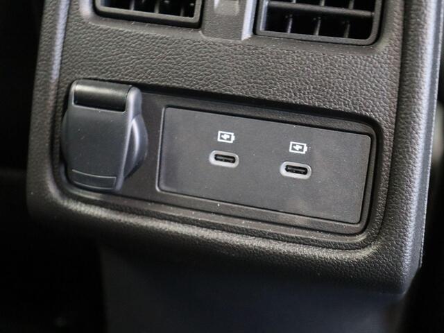 Renault CAPTUR TCe 115pk techno | Stoel- en stuurwielverwarming | All season banden | Sidesteps |