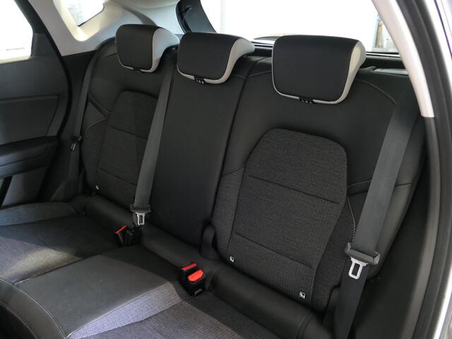 Renault CAPTUR 1.0 TCe 90 Intens - Camera - Dakrails - Sensor V+A - Apple carplay/Android auto