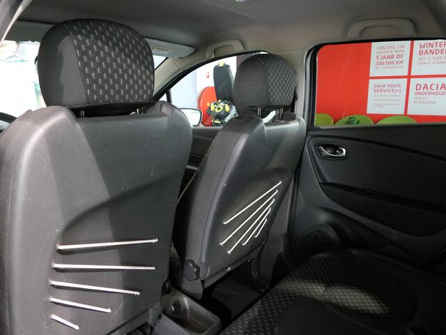 Renault CAPTUR 1.2 TCe Intens - Trekhaak - Dodehoek - Camera - Parkeerassistent