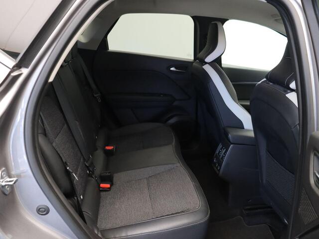 Renault CAPTUR E-Tech Hybrid 145pk Intens | Apple carplay / Android Auto | Achteruitrijcamera | Navigatie |