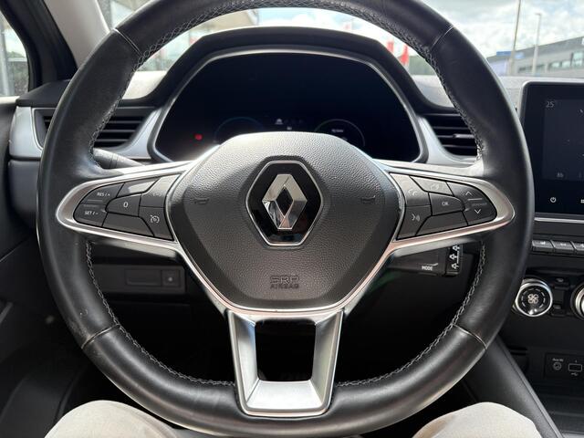Renault CAPTUR 1.6 E-Tech PHEV 160pk Intens | Trekhaak | Stoelverwarming | 18 Inch | Dodehoeksensoren | Camera | Climate Control |