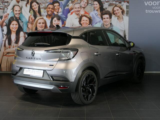 Renault CAPTUR 1.6 E-Tech full hybrid 145 esprit Alpine - Stuurverwarming - Sensor V+A - Camera - 19" LMV