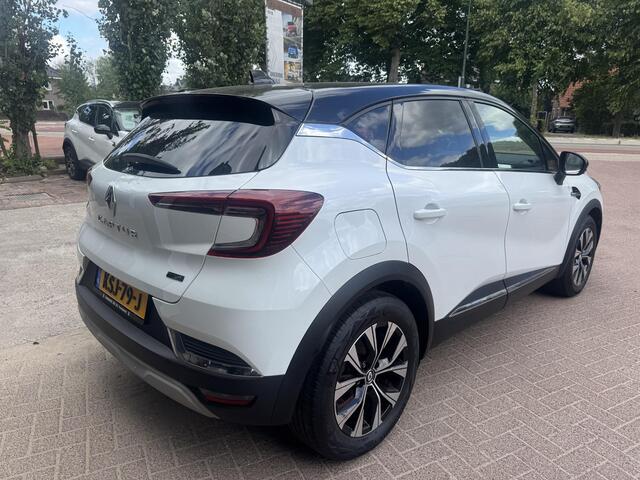 Renault CAPTUR 1.6 E-Tech Hybrid 145 Intens+Camera!!