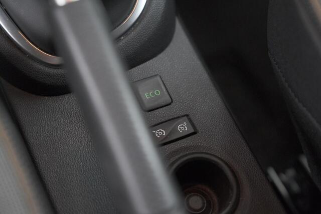 Renault CAPTUR TCe 90 Intens | Trekhaak | Navigatie | Parkeersensoren | Climate Control