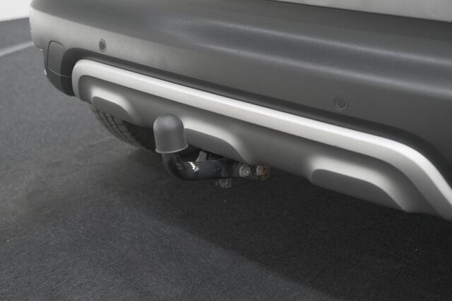 Renault CAPTUR TCe 90 Intens | Trekhaak | Navigatie | Parkeersensoren | Climate Control