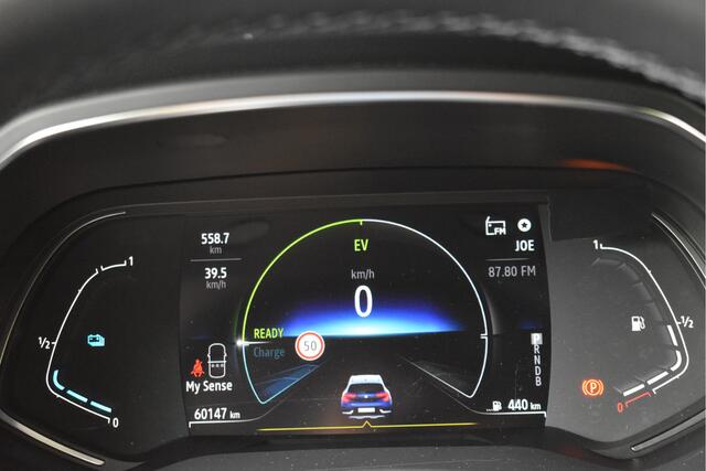 Renault CAPTUR 1.6 E-Tech Hybrid 145 pk Intens Bi-Tone | NL-Auto | Trekhaak | Camera | Carplay/Android | DAB | Keyless | LED | Sfeerverlichting