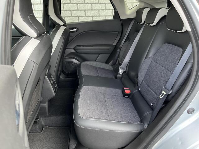 Renault CAPTUR 1.3 TCe 140 Intens | Achteruitrijcamera | Stoelverwarming | Navigatie | Climate Control |