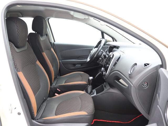 Renault CAPTUR 0.9 TCe Intens Camera / Trekhaak / PDC / TWO TONE / Origineel NL