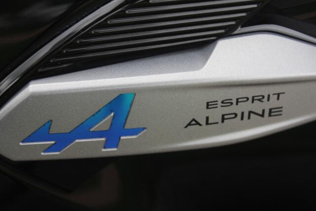 Renault CAPTUR 1.6 E-Tech full hybrid 145 esprit Alpine 360 camera-Navi-Dodehoek Detectie-Adapt. Cruise 23.000 KM !!