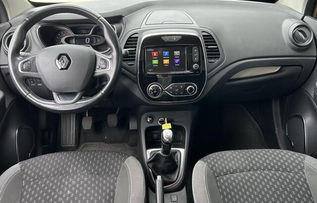 Renault CAPTUR 0.9 TCe Intens 90PK | 1e Eigenaar | Dealeronderhouden | Nette Staat | NL AUTO | NAP | R-Link | Bose | Trekhaak | Achteruitrijcamera | Carplay | Navigatie | 2 Sleutels | Premium Kleur |