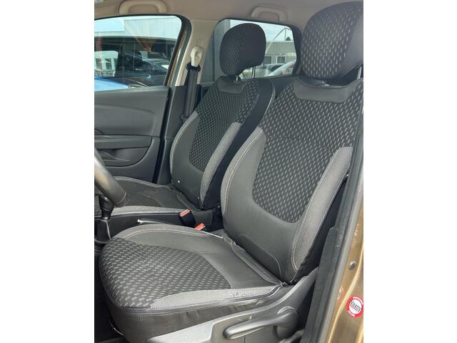Renault CAPTUR 0.9 TCe Intens 90PK | 1e Eigenaar | Dealeronderhouden | Nette Staat | NL AUTO | NAP | R-Link | Bose | Trekhaak | Achteruitrijcamera | Carplay | Navigatie | 2 Sleutels | Premium Kleur |