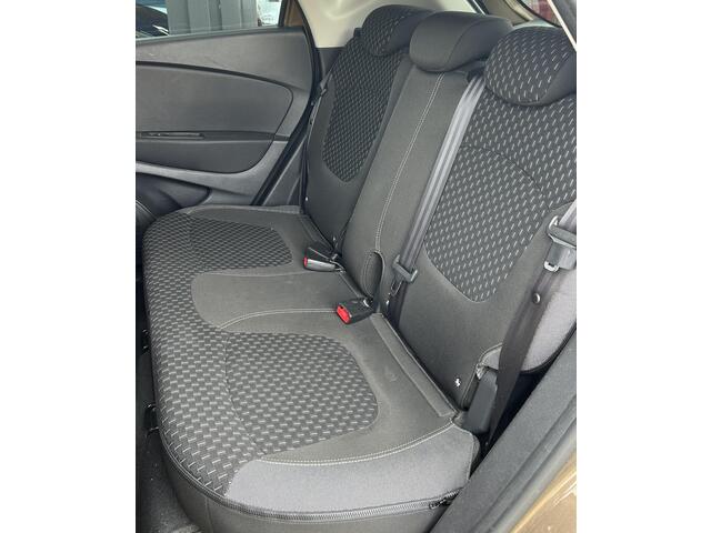 Renault CAPTUR 0.9 TCe Intens 90PK | 1e Eigenaar | Dealeronderhouden | Nette Staat | NL AUTO | NAP | R-Link | Bose | Trekhaak | Achteruitrijcamera | Carplay | Navigatie | 2 Sleutels | Premium Kleur |