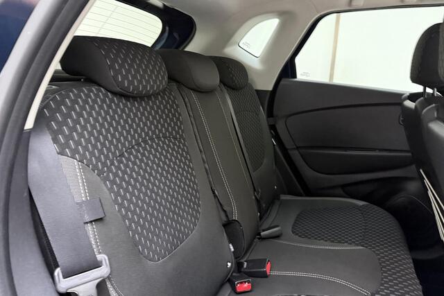 Renault CAPTUR 0.9 TCe Intens Two-Tone Metallic Lak l Camera l Bluetooth l Navigatie l PDC voor en achter l Android Auto/Apple Carplay l DAB l Cruise l LED l 17'' Lichtmetalen Velgen