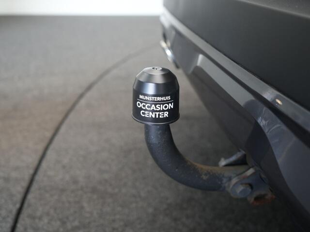 Renault CAPTUR TCe 155 EDC Initiale Paris - RIJKLAARPRIJS - 155 pk! - Automaat - Rondomzichtcamera - Trekhaak - Dealeronderhouden