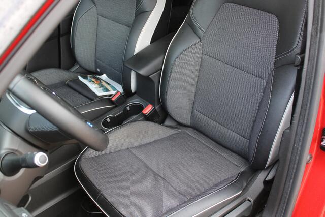 Renault CAPTUR 1.0 TCe 100 Intens Clima Navi Camera