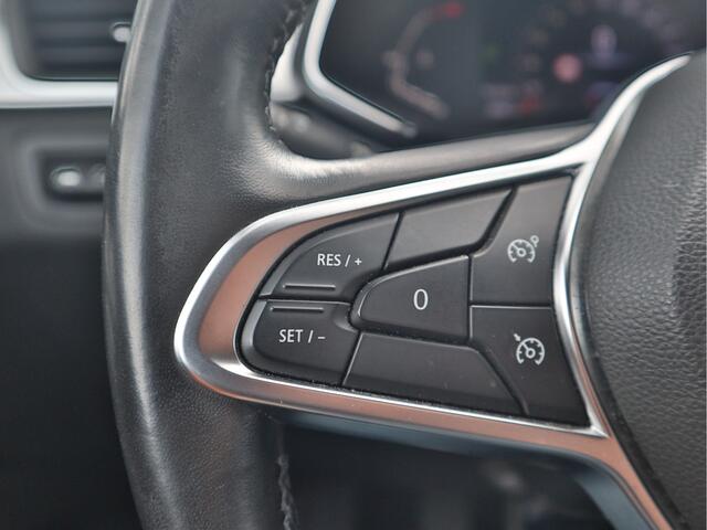 Renault CAPTUR 1.0 TCe 100 Intens | DAB+ | Parkeersensoren | Cruise Control | Trekhaak |