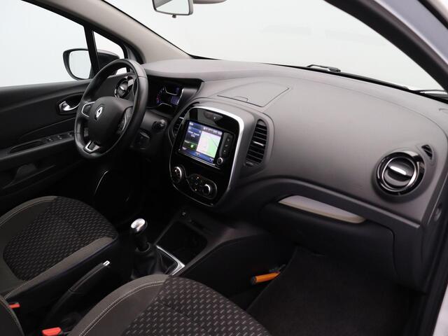 Renault CAPTUR 0.9 TCe Intens | Dealer onderhouden | Trekhaak | Achteruitrijcamera | Parkeersensoren rondom | Navigatie | Dodehoekwaarschuwing |