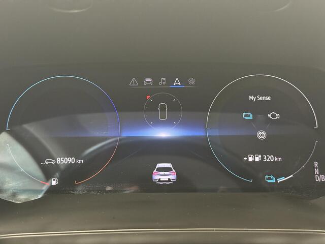 Renault CAPTUR 1.6 E-Tech Plug-in Hybrid 160 Initiale Paris | Navigatie | 360° Camera | BOSE-Audio | Stoelverwarming |
