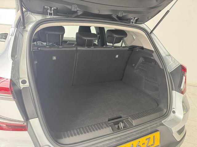 Renault CAPTUR 1.6 E-Tech Plug-in Hybrid 160 Initiale Paris | Navigatie | 360° Camera | BOSE-Audio | Stoelverwarming |