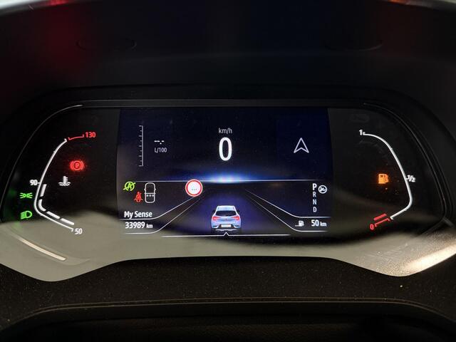 Renault CAPTUR 1.3 TCe 140 Intens | Trekhaak | Achteruitrijcamera met parkeersensoren voor en achter | Climate Control | Apple Carplay/Android Auto