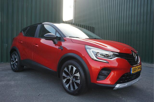 Renault CAPTUR 1.0 TCe 90pk Intens + Camera/ Keyless/ Navi/ Carplay/ All Season/ Garantie!
