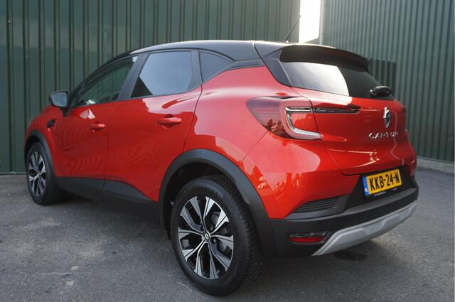 Renault CAPTUR 1.0 TCe 90pk Intens + Camera/ Keyless/ Navi/ Carplay/ All Season/ Garantie!