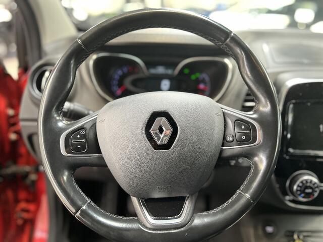 Renault CAPTUR 0.9 TCe Intens 90pk | Cruise control | Climate control | LED | 17" LMV | Parkeersensoren achter | Navigatie |