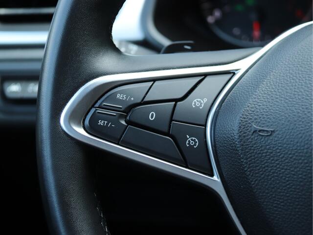 Renault CAPTUR 1.3 TCe 130 Zen EDC AUTOMAAT / ALL SEASON / STOELVERWARMING