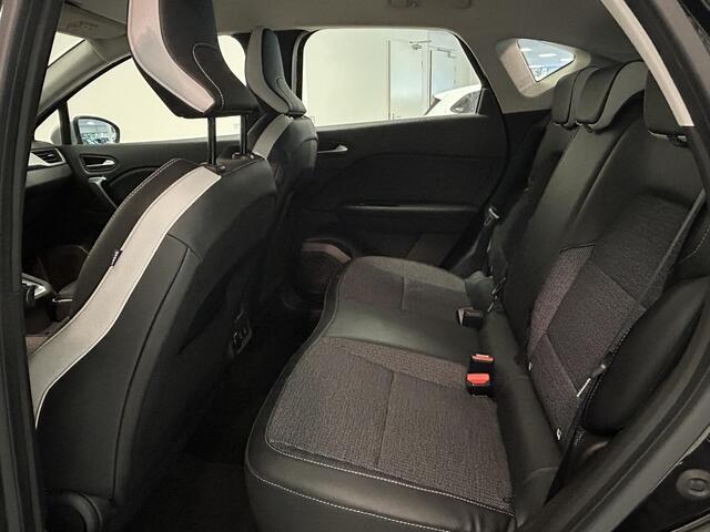 Renault CAPTUR 1.0 TCe 100 Intens | Parkeersensor | Climate control | Navigatie | Trekhaak | Stoelverwarming | Cruise control | LED | Dakrailing |