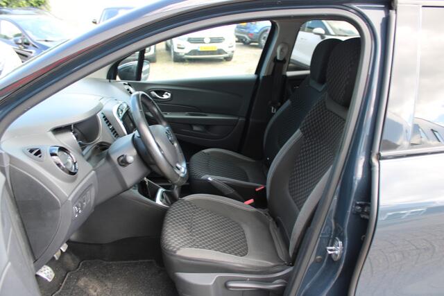 Renault CAPTUR 0.9 TCe Intens//Ecc//Navi//Camera!!