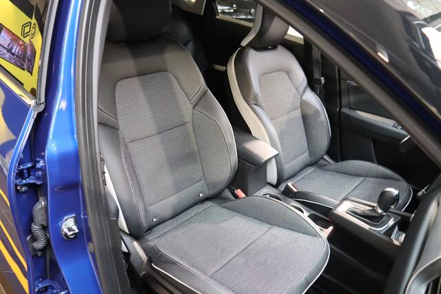 Renault CAPTUR 1.6 E-Tech Hybrid 145 Intens