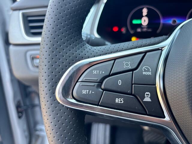 Renault CAPTUR 1.8 E-Tech Full Hybrid 145 Techno Pack Winter All Seasons