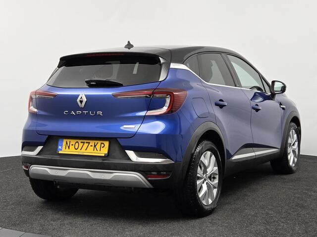 Renault CAPTUR 1.6 E-Tech Plug-in Hybrid 160 Intens | Camera | Parkeersensoren | Two Tone |