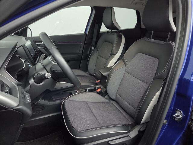 Renault CAPTUR 1.6 E-Tech Plug-in Hybrid 160 Intens | Camera | Parkeersensoren | Two Tone |