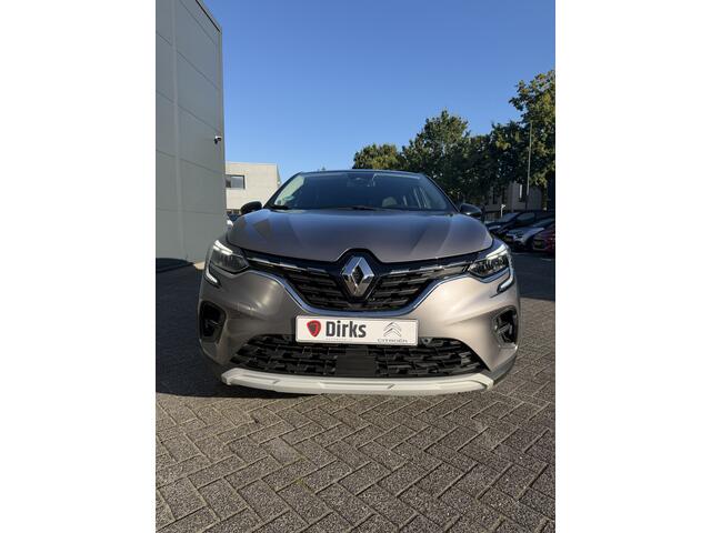 Renault CAPTUR 100pk Intens (Keyless Entry - Camera - Parkeersensoren V+A - LED - Automatische Airco - Navigatie - Two Tone)