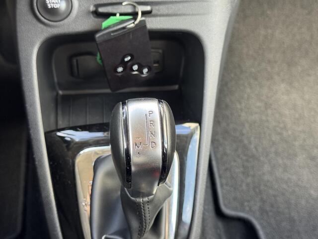 Renault CAPTUR 1.2 TCe Dynamique | NAP | Achteruitrijcamera | Cruise Control | Navigatie |