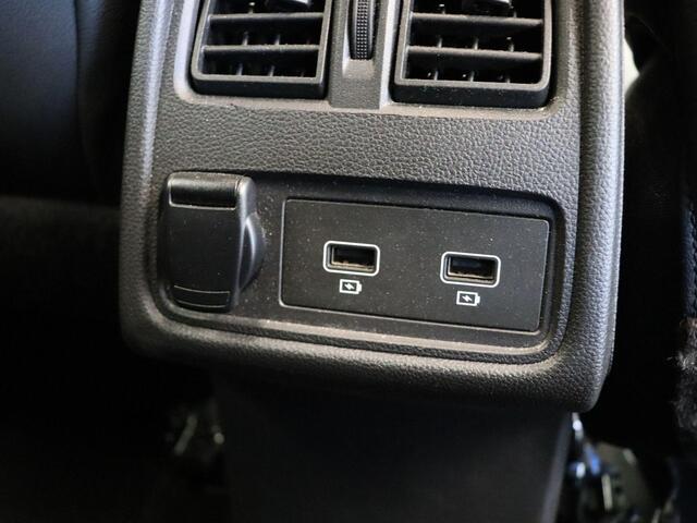 Renault CAPTUR TCe 100pk Intens | Achteruitrijcamera | Navigatie | Apple/Android Carplay |